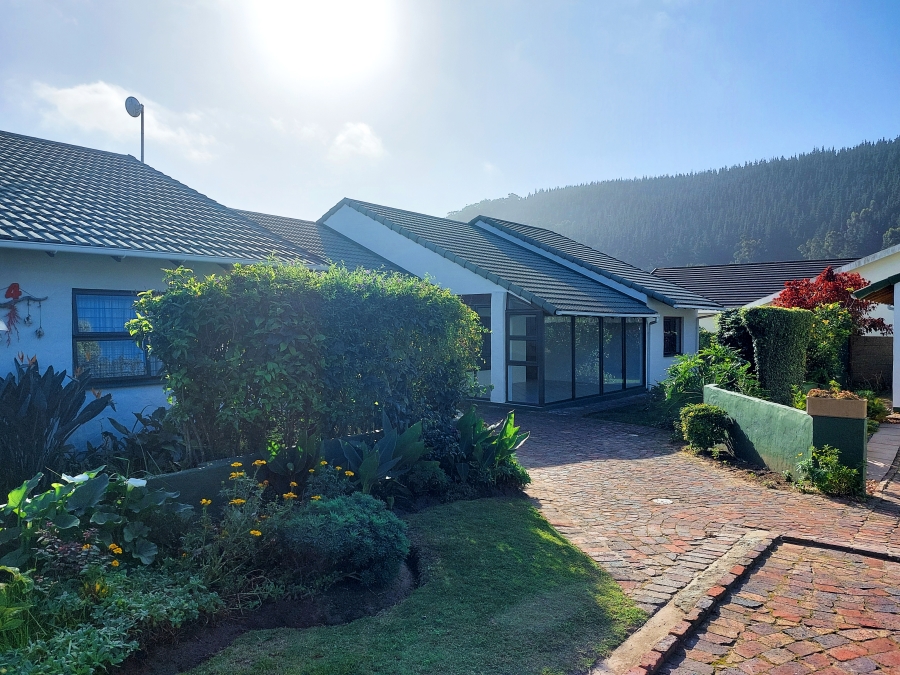 3 Bedroom Property for Sale in Meedingsride Western Cape